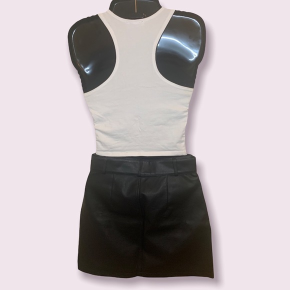 🛑SOLD🛑Forever 21 Faux Leather Mini Skirt - Picture 3 of 6